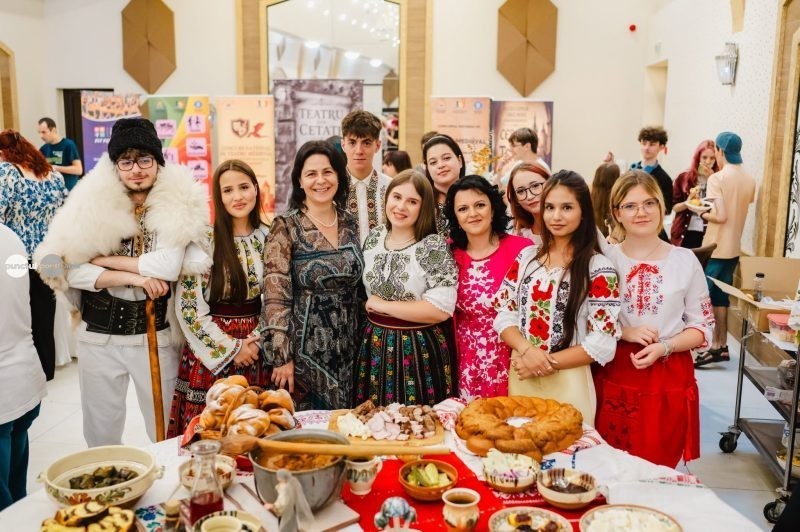 Volumul „Teatru din Cetate. Legende sighișorene”, lansat la Sighișoara