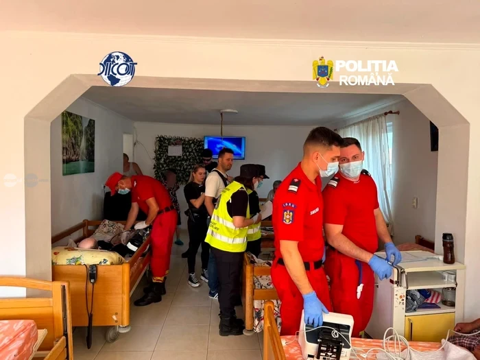 Cele 14 persoane relocate de la azilele din Bihor, evaluate medical; unele nu au acte de identitate