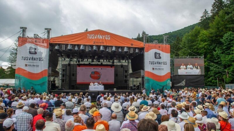 Tőkés cere autonomie pentru Ținutul Secuiesc, iar Viktor Orbán avertizează la Tușnad: „Uniunea Europeană nu va mai exista peste 25 de ani”