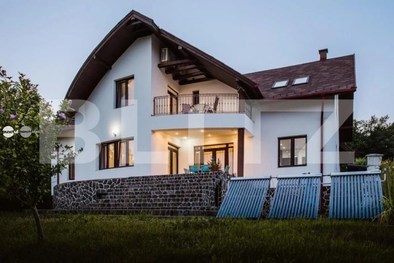 Vilă cu buncăr, saună și trei terase scoasă la vânzare în Târgu Mureș pentru 1,1 milioane de euro