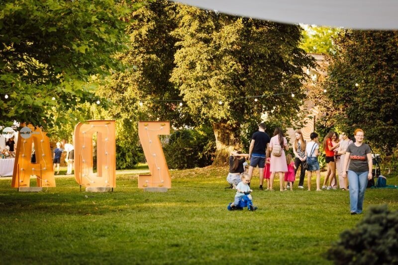 Festivalul Zacusca de Artă revine la Târgu Mureș cu o ediție aniversară în cetate