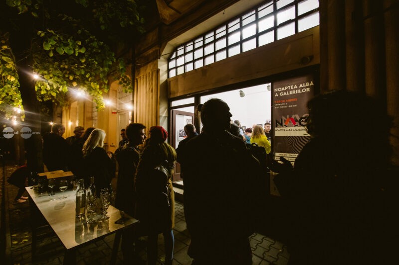 Noaptea Albă a Galeriilor aduce patru spații de artă în circuitul din Târgu Mureș