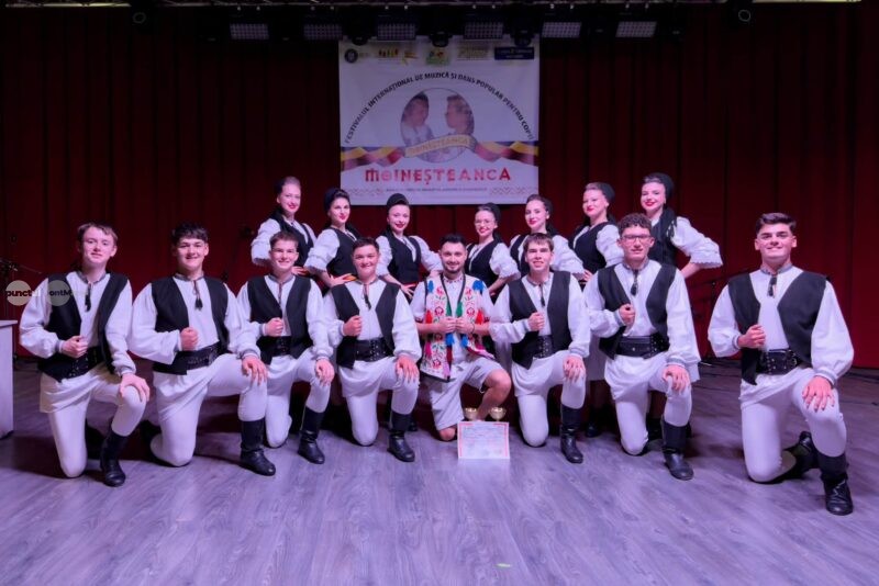 Premiul I pentru Ansamblul „Doruri Reghinene” la Festivalul Internațional „Moineșteanca”