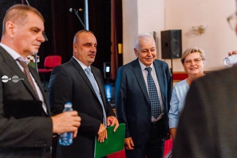 Personalități ale comunității maghiare, premiate la cea de-a XIII-a ediție a Zilelor Maghiare din Reghin