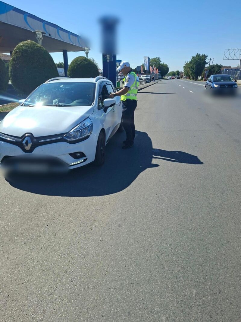 18 permise de conducere reținute după o acțiune rutieră desfășurată pe DN 15