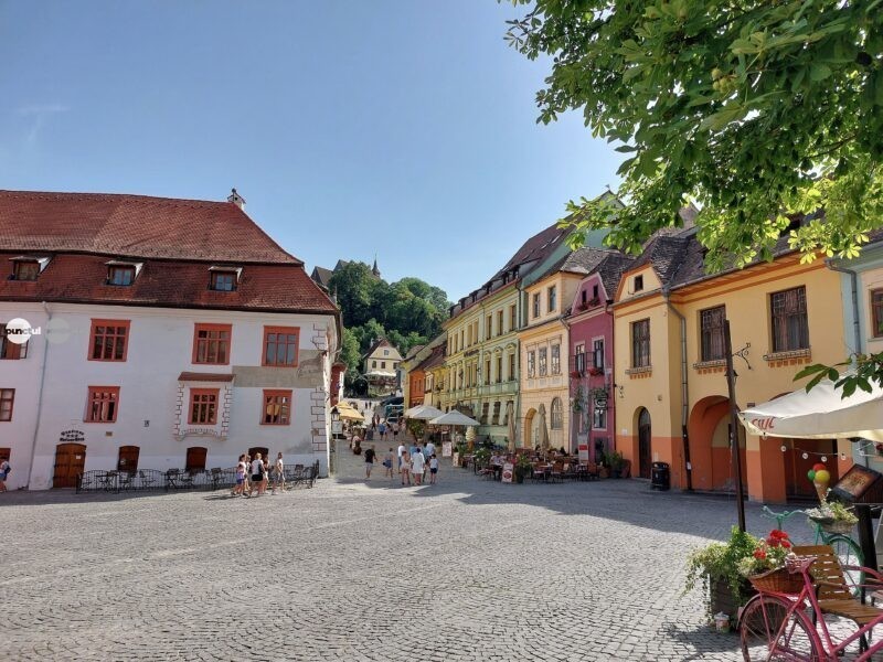 Venituri mai mari, prețuri în creștere – analiza închirierilor în regim hotelier la Sighișoara