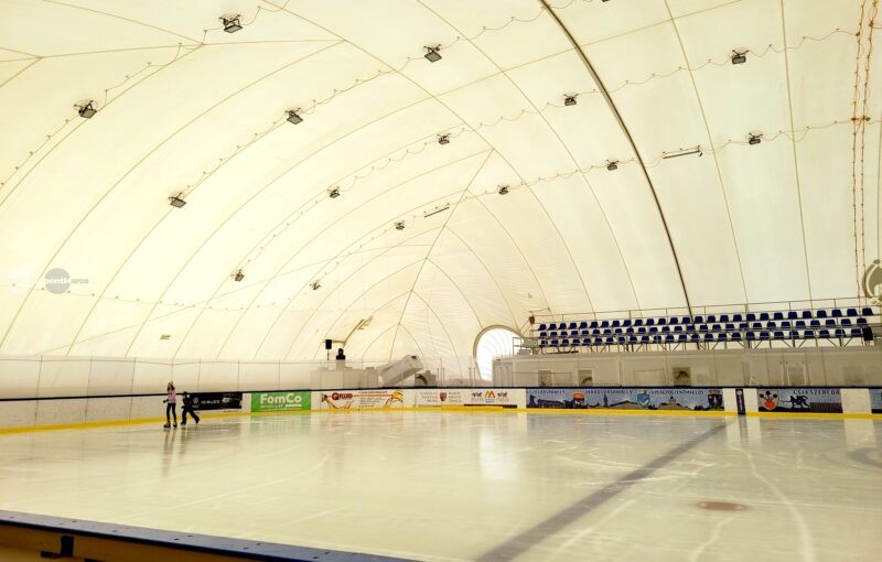 Vineri se deschide noul sezon la Patinoarul „Mureș” din Sângeorgiu de Mureș
