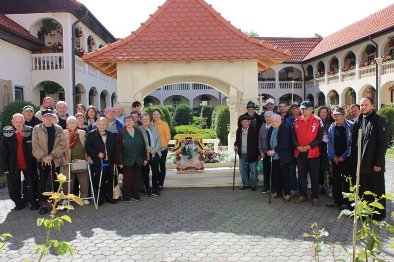 Ziua Internațională a Persoanelor Vârstnice, marcată prin acțiuni sociale și religioase la Sighișoara