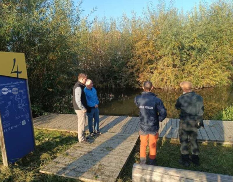 Primul proiect de renaturare a unui curs de apă urban din România, deteriorat de pescari la Reghin