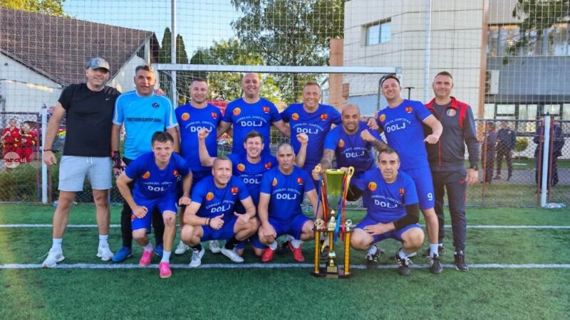 ISU Mureș, vicecampioană națională la minifotbal +40. Competiția s-a desfășurat la Târgu Mureș