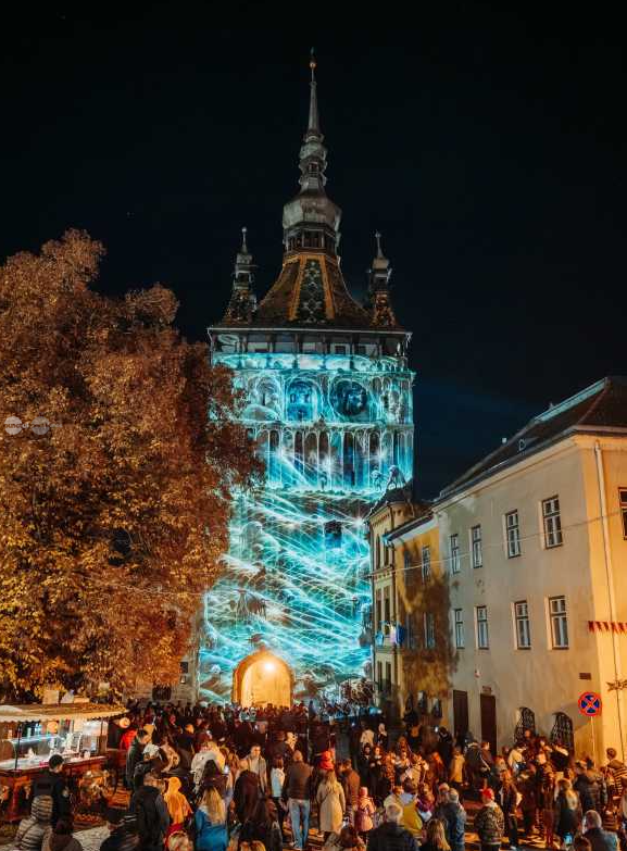 Magie medievală şi proiecţii 3D la a doua ediţie a Festivalului „Halloween în Cetate” de la Sighişoara